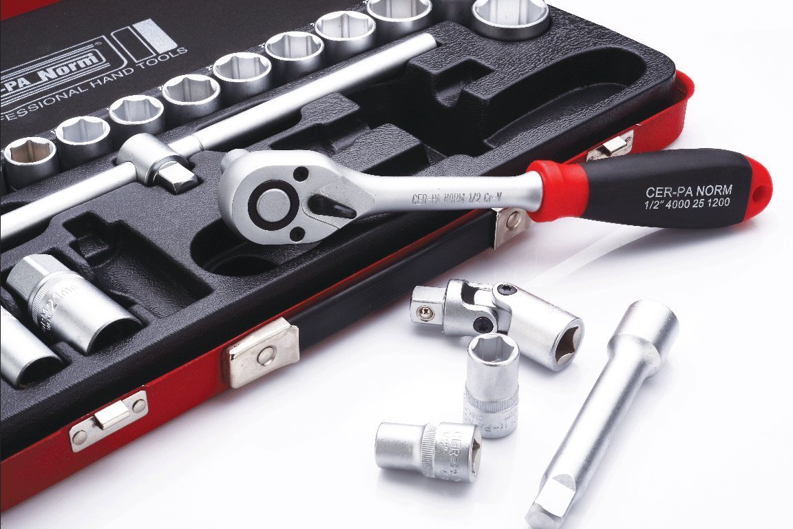 SOCKET WRENCHES